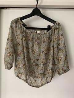 moussy 花柄シャツのサムネイル