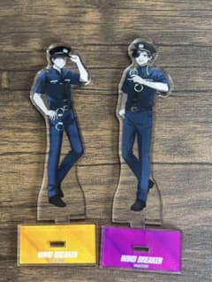 WIND BREAKER アクリルスタンド 警官ver. 蘇枋隼飛・桜遥のサムネイル