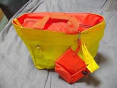 【企業記念品】夏だ！海だ！プールだ！イエローとオレンジのナイロンバッグのサムネイル