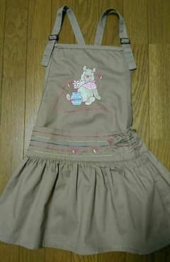 プーさんのジャンバースカートのサムネイル