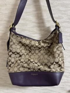 COACH コーチ シグネチャー ショルダーバッグ パープルのサムネイル