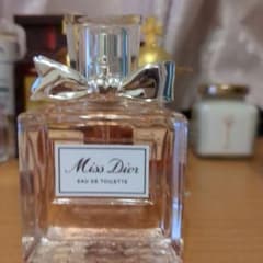 新品  Dior  MissDior オードトワレのサムネイル