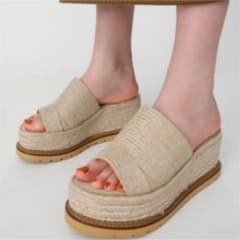 さちまる様専用です♡moussy サンダルのサムネイル