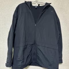 c*n様 未使用　大きいサイズ　adidas ブラック マウンテンパーカーのサムネイル