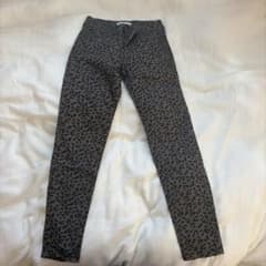 AZUL BY MOUSSY レオパード柄 スキニーパンツのサムネイル