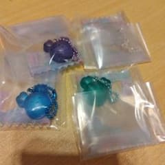 TWICEグミチャーム4個セットのサムネイル