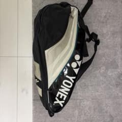 【値下げしました】YONEX テニス ラケットバッグ ブラック ホワイトのサムネイル