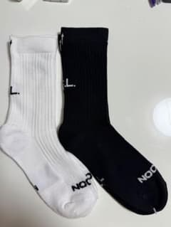 Nike NOCTA クルーソックス 黒・白 各1足セットサイズ24‑27cmのサムネイル