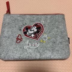 Disney ミッキー＆ミニー フェルトポーチ　ミッキー　ミニー　ミキミニのサムネイル