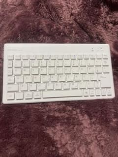 Bluetoothキーボード ELECOM TK-FBP052WHのサムネイル