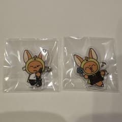 TXT ファンチュン MOACON モアコン アクリルバッジのサムネイル