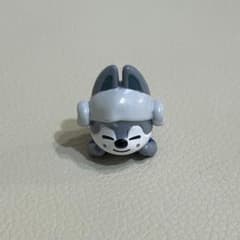 SKZOO ガチャ ふろふちころりん ウルフチャンのサムネイル