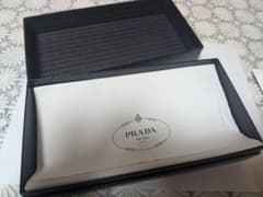 PRADA 長財布用 純正ボックスのサムネイル