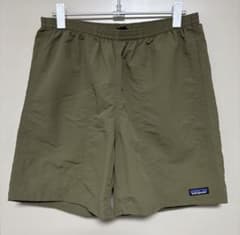 パタゴニア　メンズ オリーブ色 ショートパンツ　 Mサイズのサムネイル