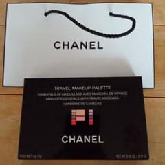 CHANELトラベルメイクアップパレットのサムネイル