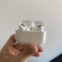 藍子さん専用: AirPods Pro（第一世代）※左耳のみ破損ありですのサムネイル