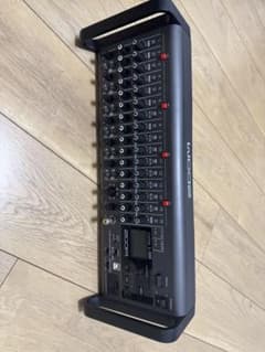 ZOOM LiveTrak L-20R オーディオインターフェイスのサムネイル