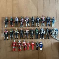 仮面ライダー ウルトラマン 他 特撮ヒーロー フィギュア ソフビ 27体セットのサムネイル