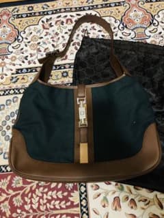 GUCCIバックのサムネイル