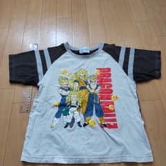 ドラゴンボール値下げしました！120cmサイズ(95cm～良いサイズ感)Tシャツのサムネイル