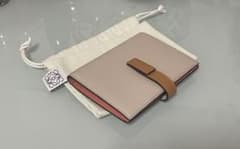 正規品 LOEWE バーティカル　ウォレット　ミディアム　二つ折り財布のサムネイル