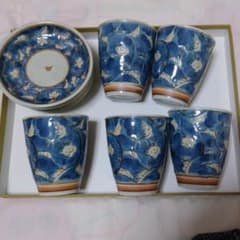 フリーカップと小皿のセットのサムネイル