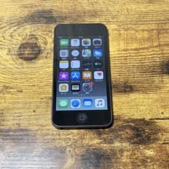 182 iPod touch 6th generation 16GB