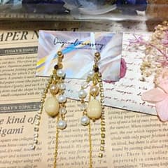 チェコピアスのサムネイル