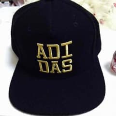adidas キャップのサムネイル