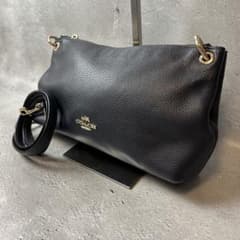 極美品 コーチ ショルダーバッグ ハーフムーン クロスボディ シボ革 