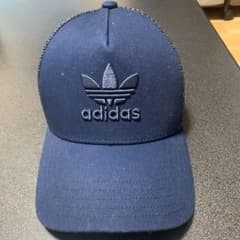 adidas originals キャップのサムネイル