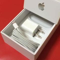 美品★iPhone5/6 等 充電器 純正 ACアダプター/USBケーブルのサムネイル