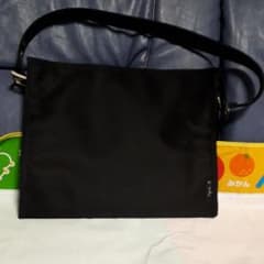 agnes b.　バッグのサムネイル
