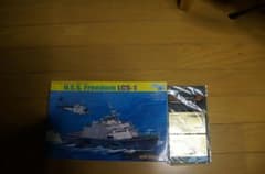 1/700 現用アメリカ海軍 沿海域戦闘艦 U.S.S LCS-1& LCS-3のサムネイル
