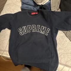SUPREME ネイビー ロゴ トレーナーのサムネイル