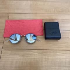 Ray-Ban サングラス 折りたたみ式のサムネイル