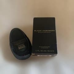 DONNA KARAN BLACK CASHMERE 50mlブラックカシミア - メルカリ