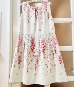 2点おまとめ ローズティアラ 藤の花 フラワープリント ワンピース 42 2点おまとめ ローズティアラ 藤の花 フラワープリント ワンピース 42