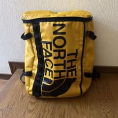 THE NORTH FACE バックパック リュック イエローのサムネイル