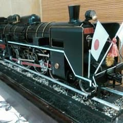 値下げ　御召し列車模型　C571　台座のみケース無しのサムネイル