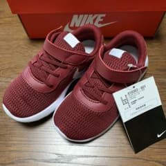 NIKE ナイキ タンジュン レッド 16.0cmのサムネイル