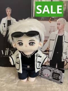 ♦︎セール♦︎レア 王一博　【パリ】ぬいぐるみ➕衣装➕サングラス20cm 陳情令 新品】レア♦︎お得 王一博【パリ】ぬいぐるみ➕衣装サングラス20cm