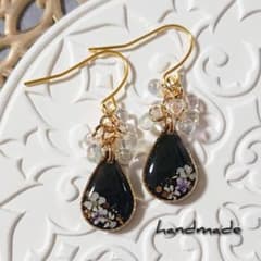 ≪340 ブラック≫レジンピアス 400円 - メルカリ