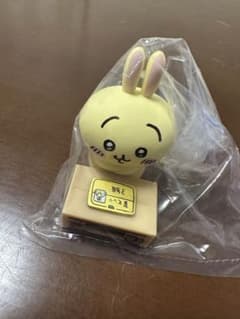 ちいかわ　うさぎ　時計のサムネイル