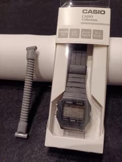 【 新品 未使用 】サウナ 時計 腕時計 チープのサムネイル