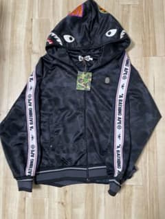 【本日限定】A BATHING APE シャークフルジップパーカー　Lのサムネイル