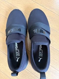 PUMA レディース スニーカー 24.5cm ブラックのサムネイル