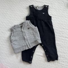 （専用）アルマーニ　6M ロンパース　ベストのサムネイル