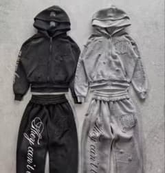 フード付きスウェットパーカー＆パンツセットのサムネイル