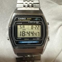 CASIO F-23W デジタル腕時計 本体 チプカシ 激レア オールド CASIO W-35 デジタル腕時計 カジキ 本体 チプカシ オールド - メルカリ
